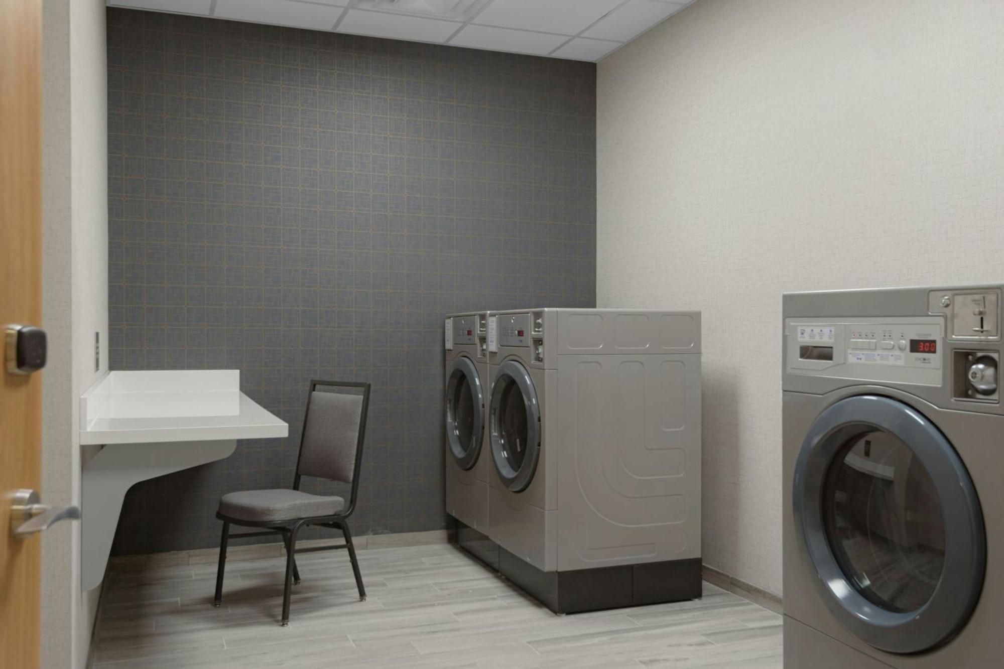 Fairfield By Marriott Inn & Suites Cincinnati Oakley エクステリア 写真